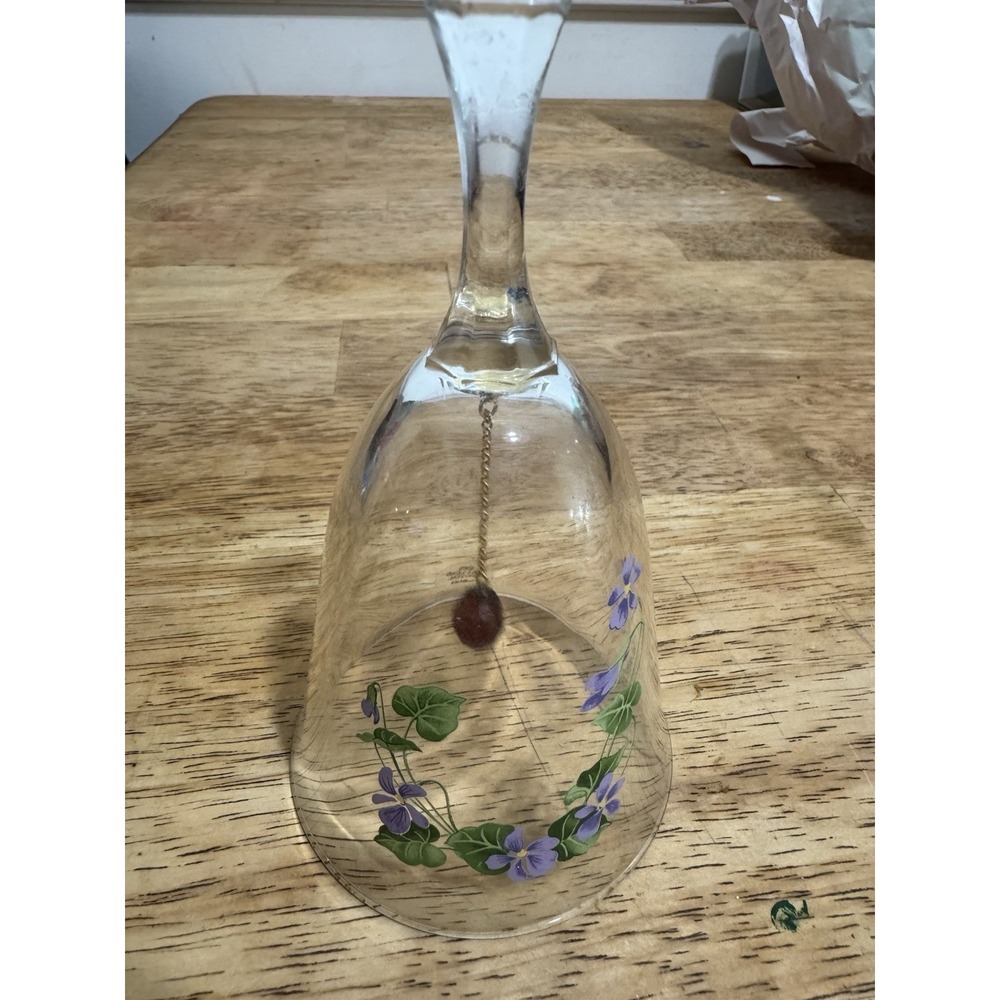 Beautiful Collectible Morning Glory Avon 24% Lead Crystal Glass Bell D377